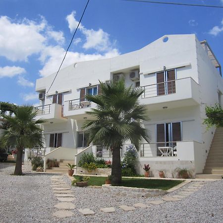 Lion-Suites Kalyves Luaran gambar